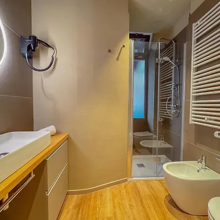 Blu 西维尔诺瓦·马尔凯